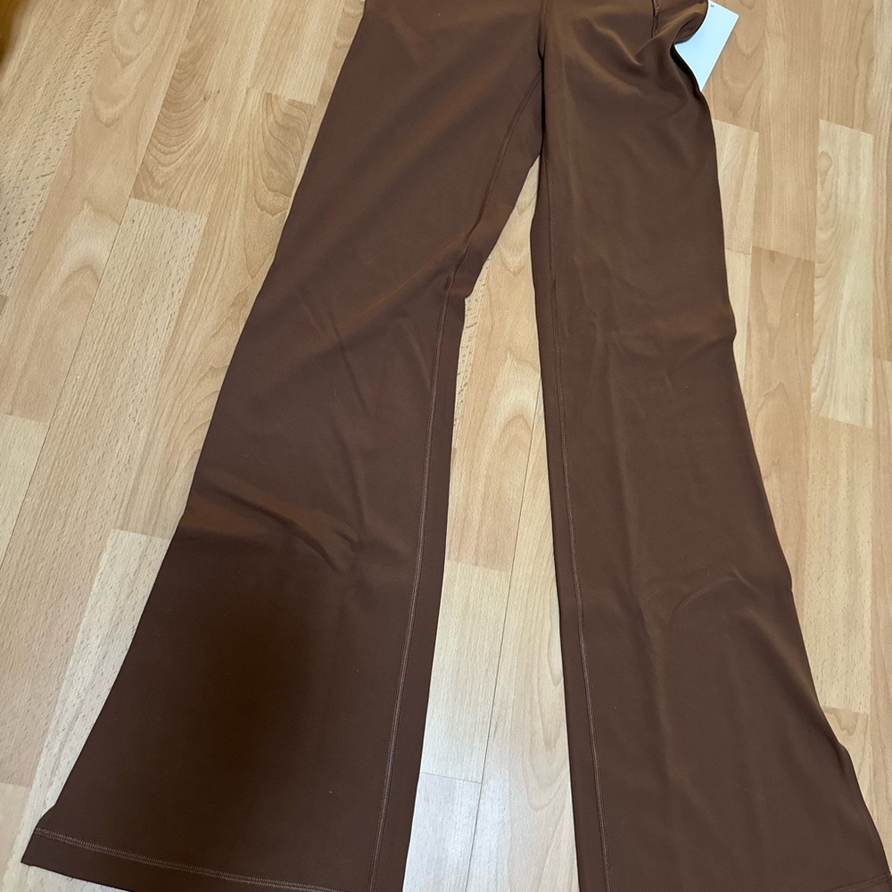 Brand New Lululemon Groove Pants - Picture 9 of 9